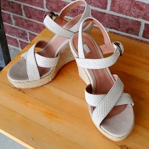 Ugg Wedge Sandals Size 9 Like New